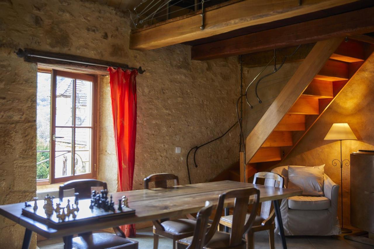 Domaine De Cantegrel - Gites De Charme Et Suite Troglodyte En Perigord Vitrac  Exterior foto
